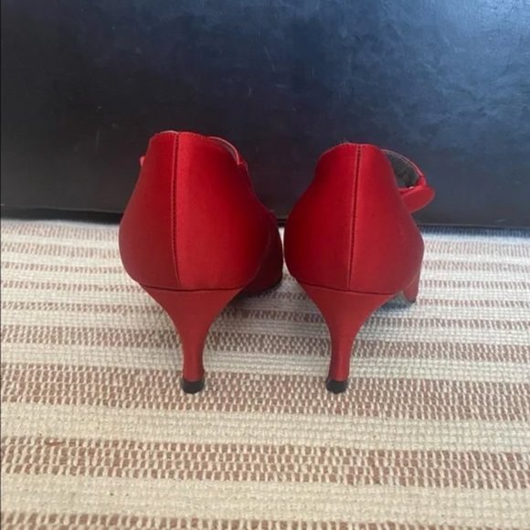 NEW Alberta Ferretti Red Silk Kitten Mary Jane Pumps with Straps US 6 - Picture 6 of 9
